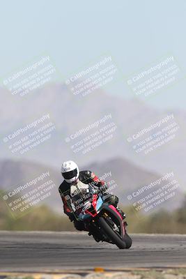 media/Oct-26-2025-Race Pace (Sun) [[c1447ca738]]/Non Verified (1st 20 Minutes of every Hour)/4-Turn 14 (1110am)/